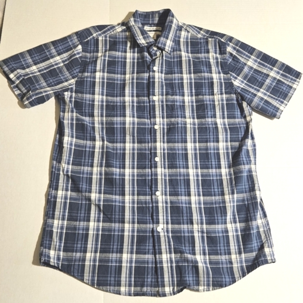 Amazon Essentials Size Medium Button Down Shirt, Mens